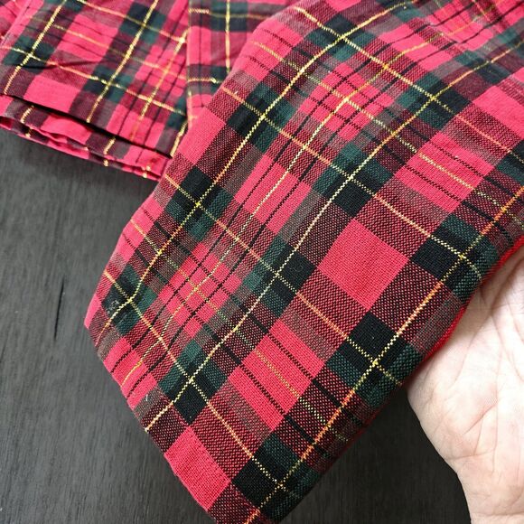 Pier 1 Imports Red Tartan Plaid Table Napkins  22” by 20”Cotton  Set of 4 Vtg - Picture 2 of 5